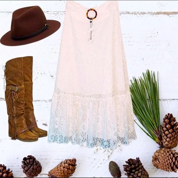 Lace Maxi Skirt, Size Medium in Winter White - Picture 2 of 4